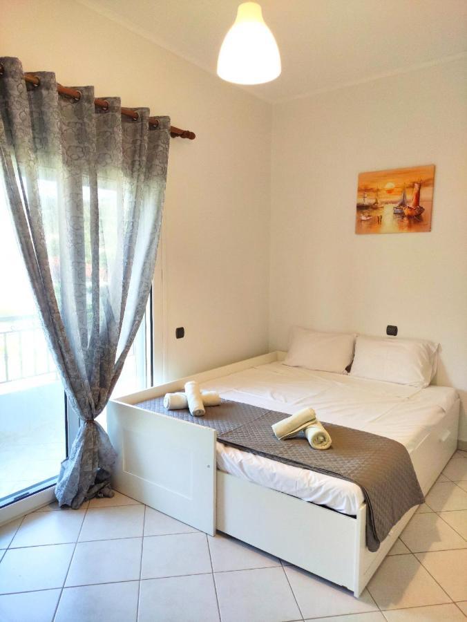Anastasiou Home In Central Crossroad Parga Ngoại thất bức ảnh